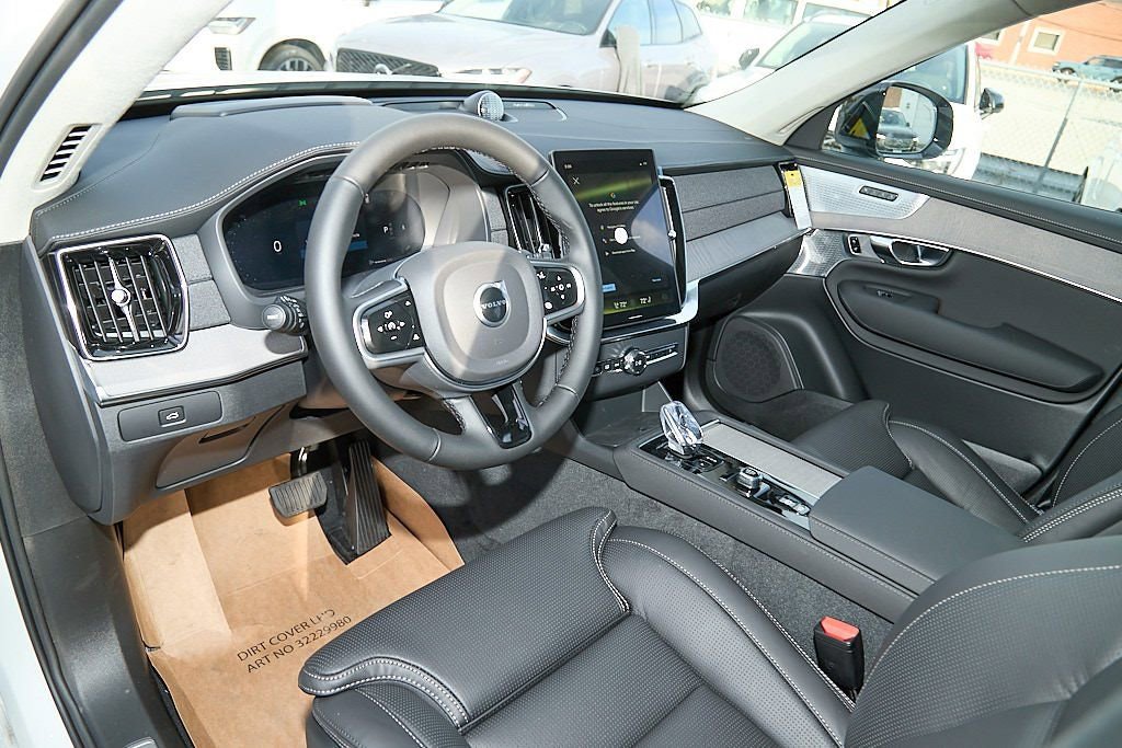 New 2026 Volvo XC90 B6 Ultra w/ Lounge Package image 12