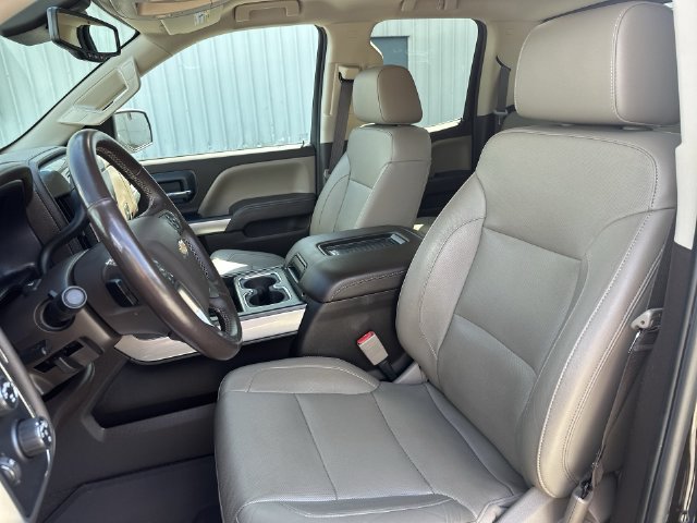 Used 2018 Chevrolet Silverado 1500 LTZ Z71 w/ LTZ Plus Package AWD/4WD image 22