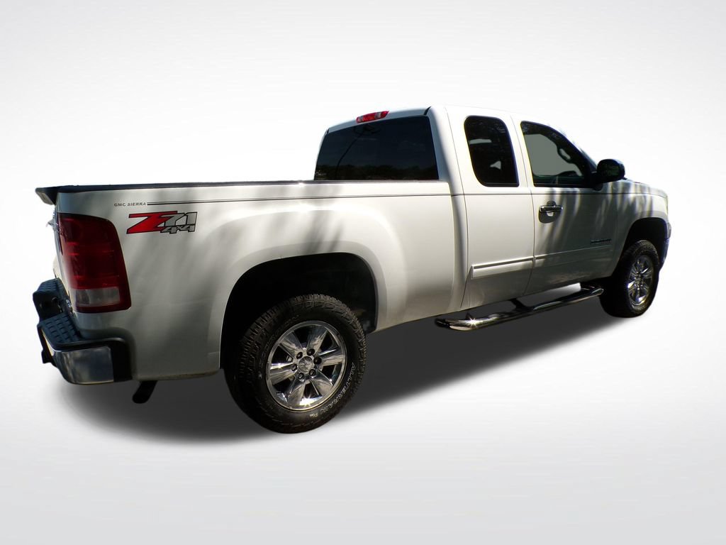 Used 2013 GMC Sierra 1500 SLE w/ Power Tech Package AWD/4WD image 8