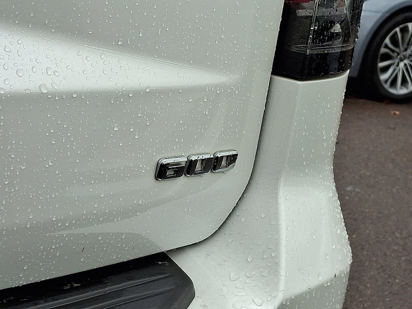 Used 2021 Cadillac Escalade Premium Luxury w/ LPO, Illumination Package image 32