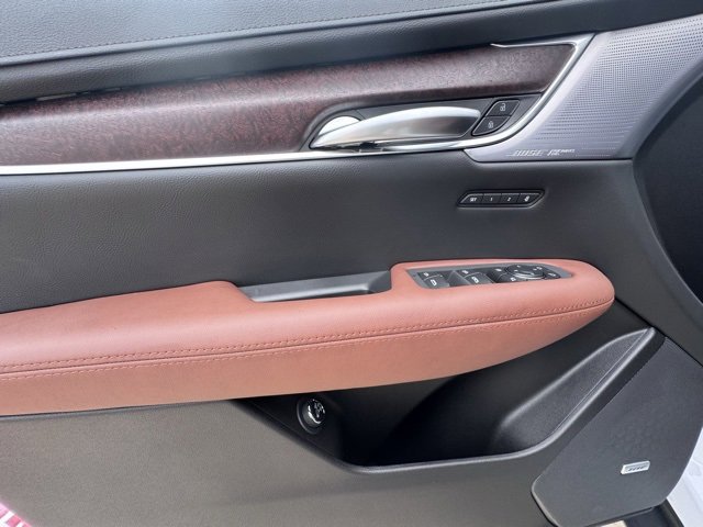 New 2026 Cadillac XT5 Premium Luxury w/ LPO, Floor Liner Package image 14
