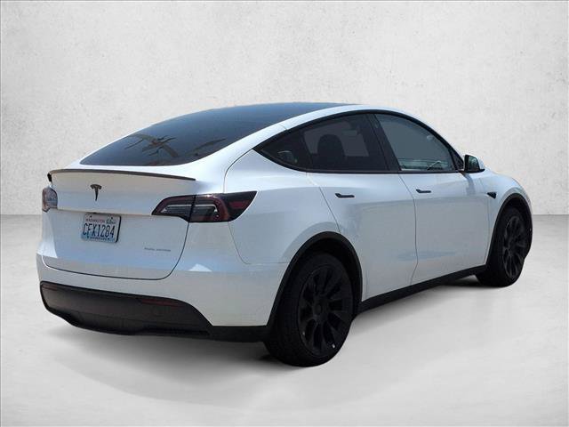 Used 2023 Tesla Model Y Long Range AWD/4WD image 5