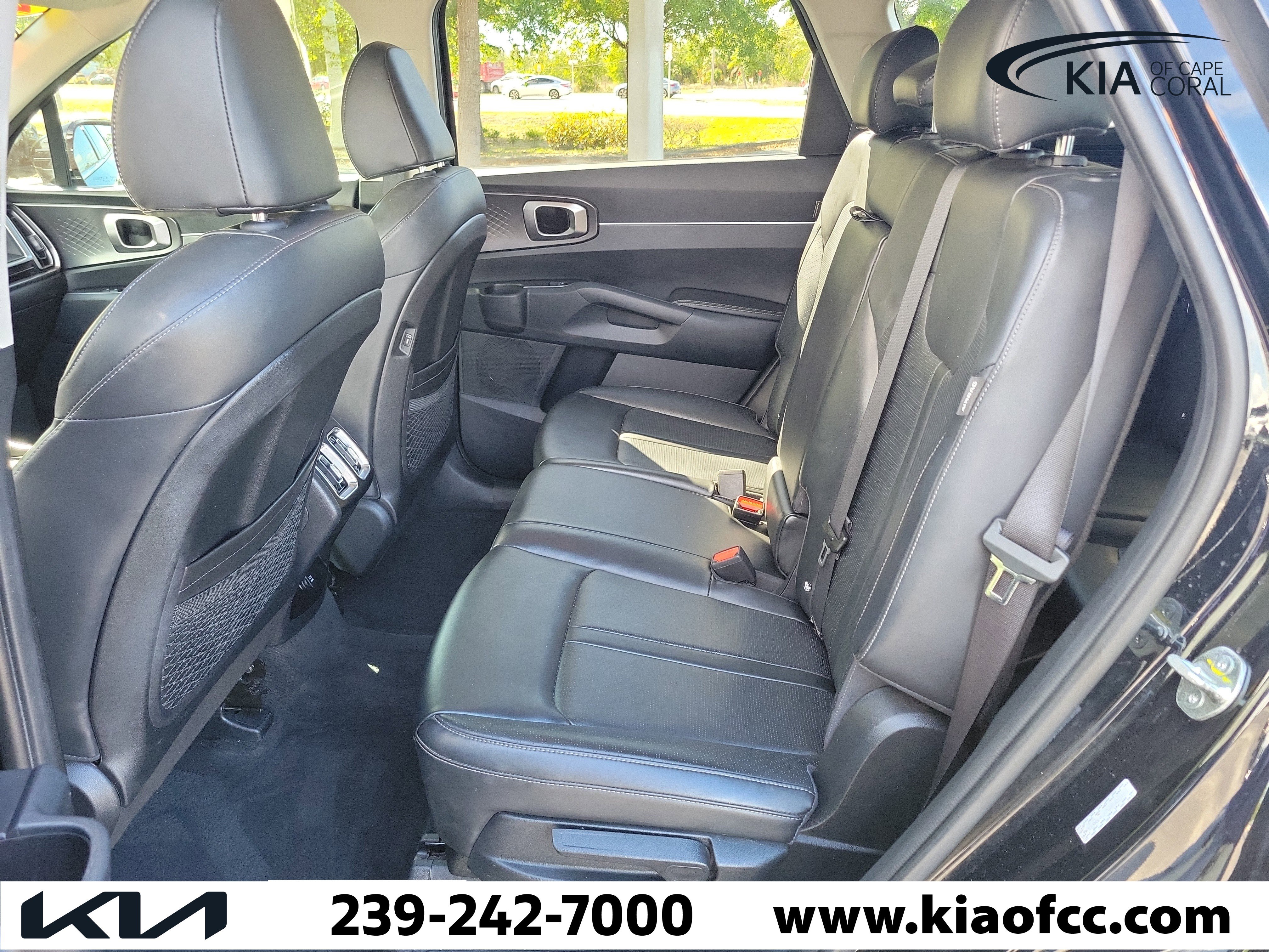 Certified 2024 Kia Sorento S FWD image 11