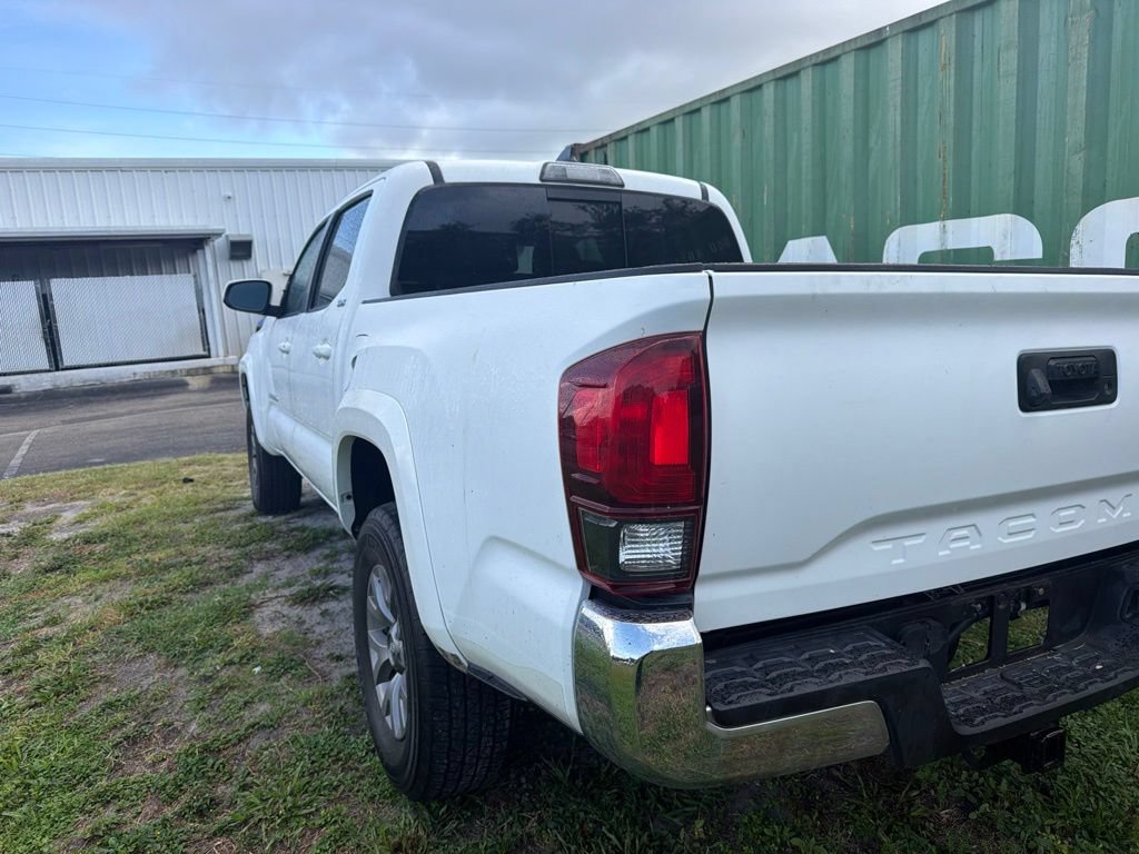 Used 2019 Toyota Tacoma SR5 RWD image 6