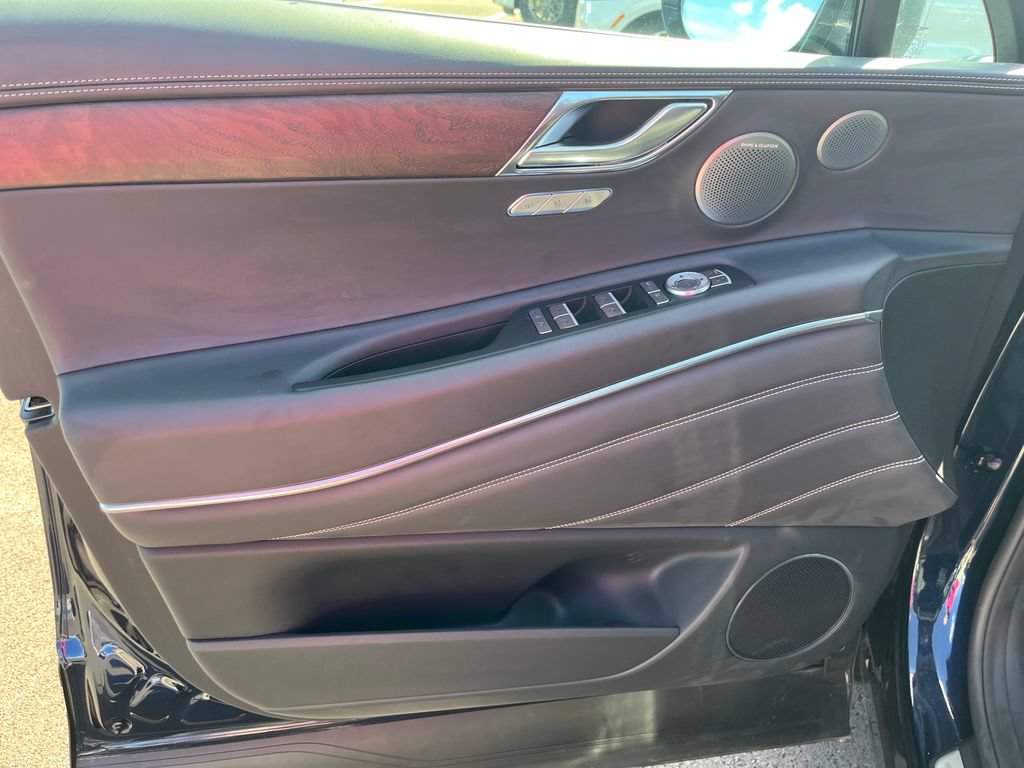 Used 2025 Genesis GV80 3.5T Prestige AWD/4WD image 13