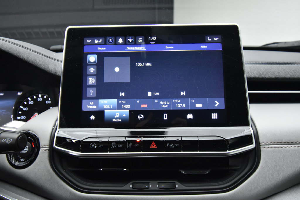 Used 2024 Jeep Compass Limited AWD/4WD image 13