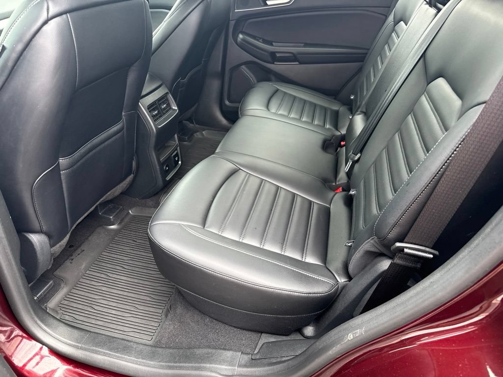 Used 2024 Ford Edge SEL w/ Convenience Package AWD/4WD image 16