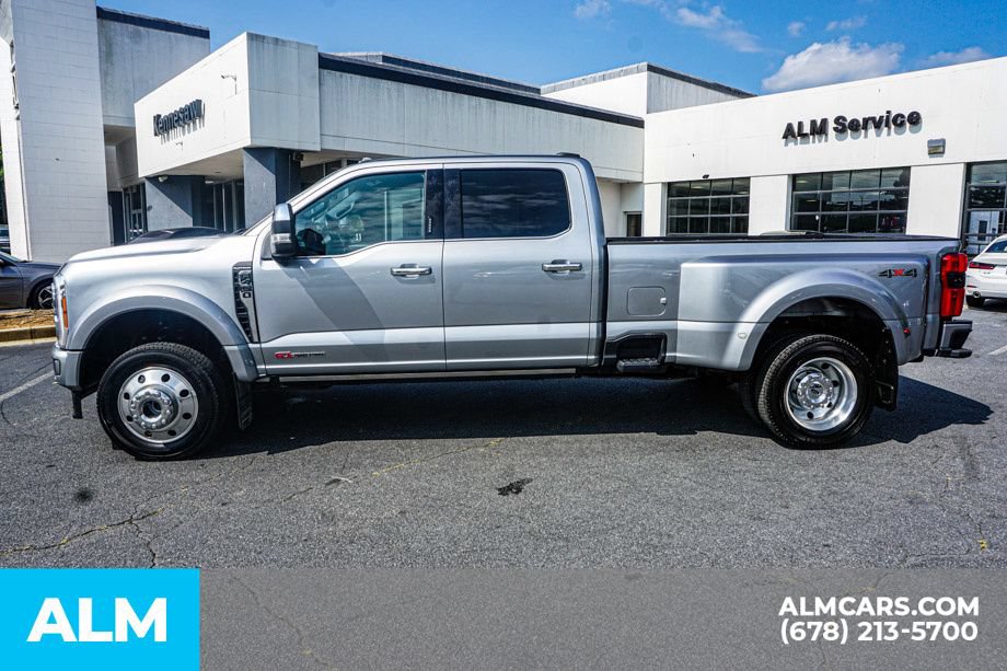 Used 2023 Ford F450 Platinum w/ Camper Package AWD/4WD image 7
