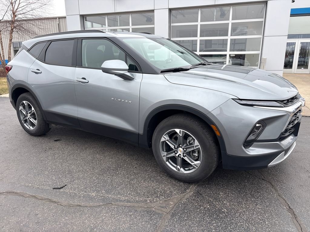 Certified 2025 Chevrolet Blazer LT w/ Convenience Package