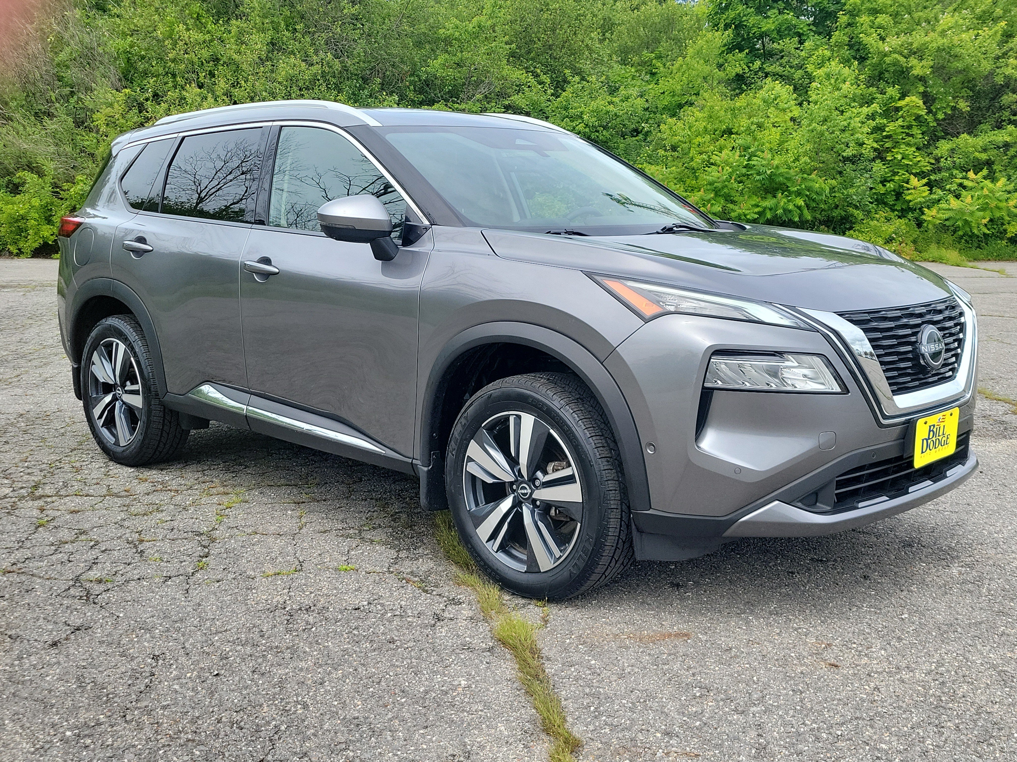 Used 2023 Nissan Rogue SL w/ SL Premium Package AWD/4WD image 3