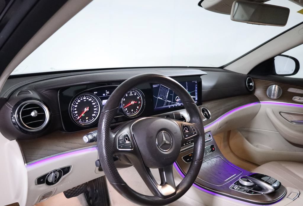 Certified 2018 Mercedes-Benz E 400 4MATIC Sedan image 32