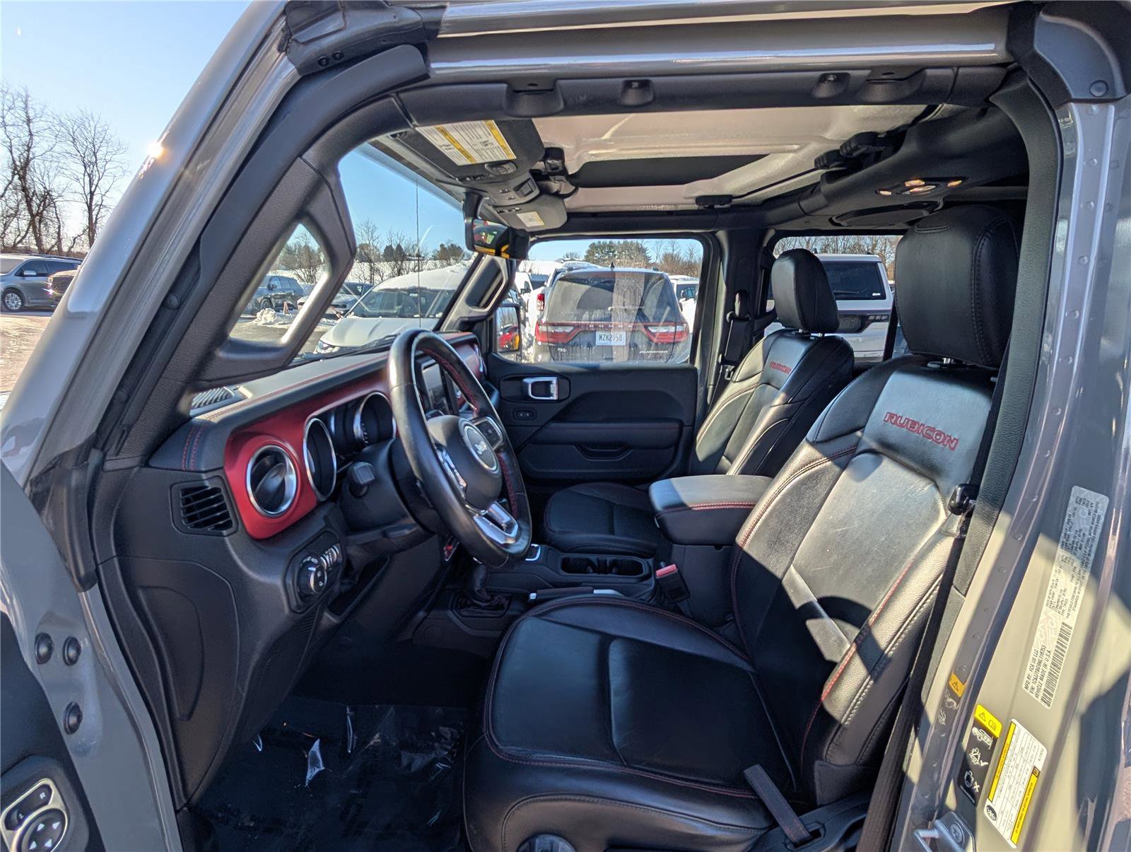 Used 2022 Jeep Gladiator Rubicon w/ Cold Weather Group image 14