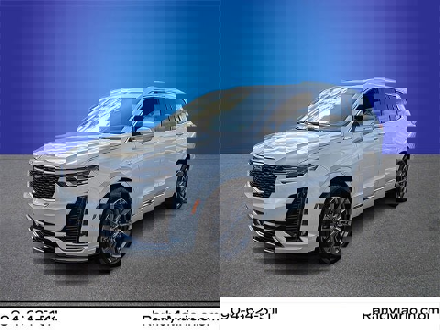 New 2025 Cadillac XT6 Premium Luxury w/ Technology Package