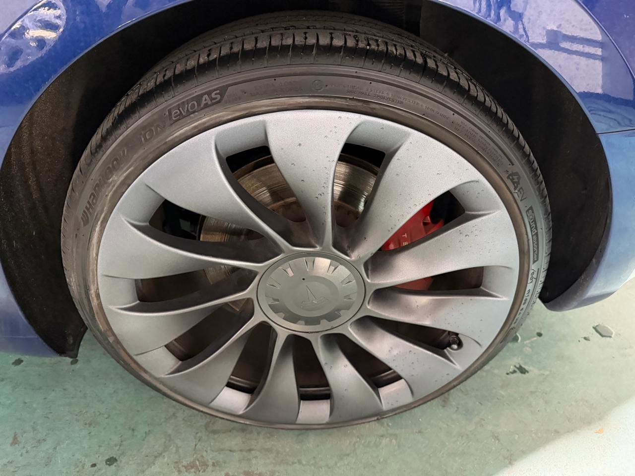 Used 2021 Tesla Model 3 Performance image 7