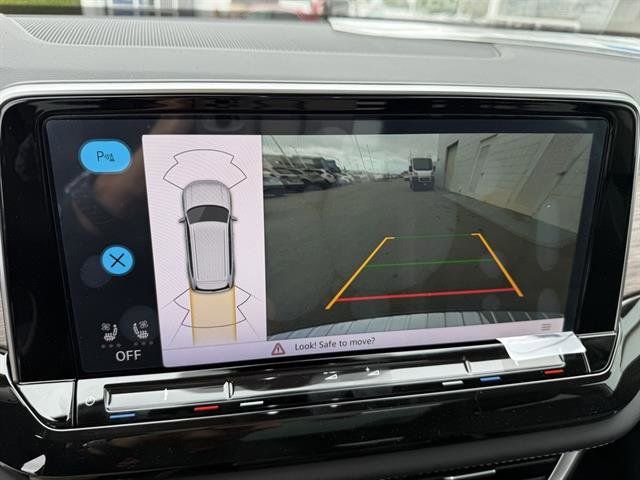 New 2025 Volkswagen Atlas SEL image 25