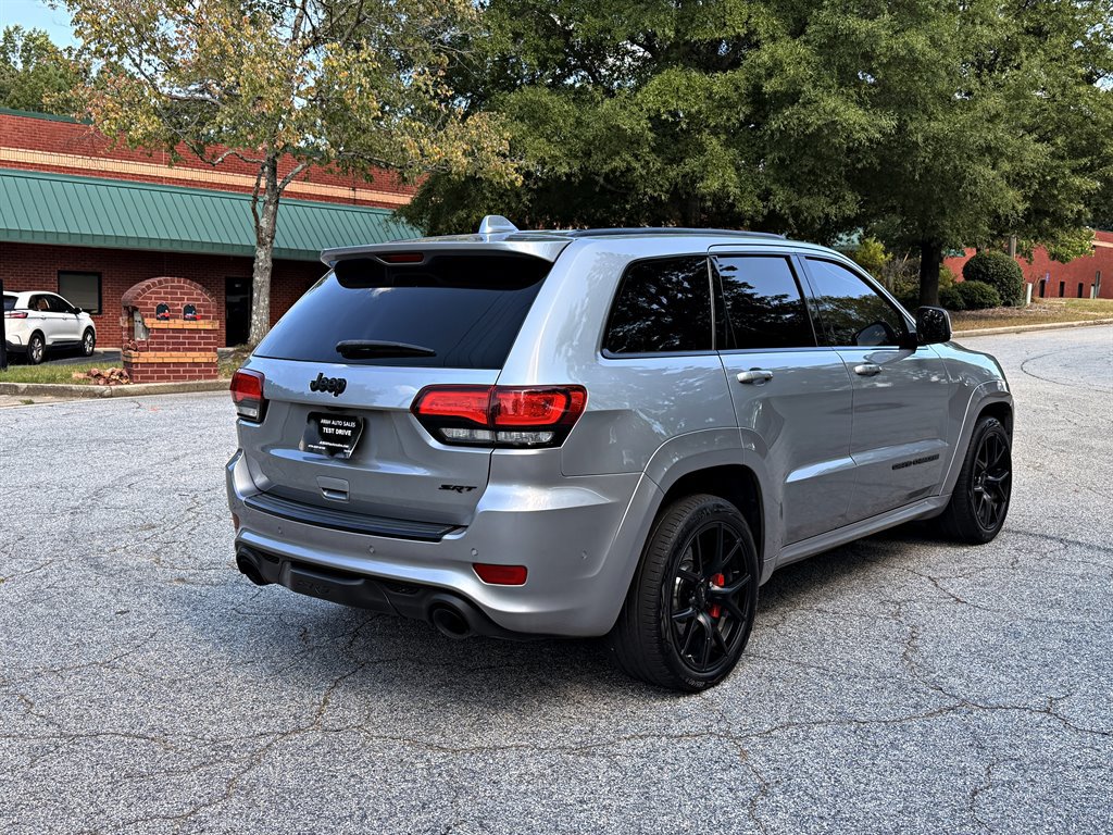 Used 2018 Jeep Grand Cherokee SRT AWD/4WD image 5