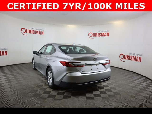 Used 2025 Toyota Camry LE FWD image 11
