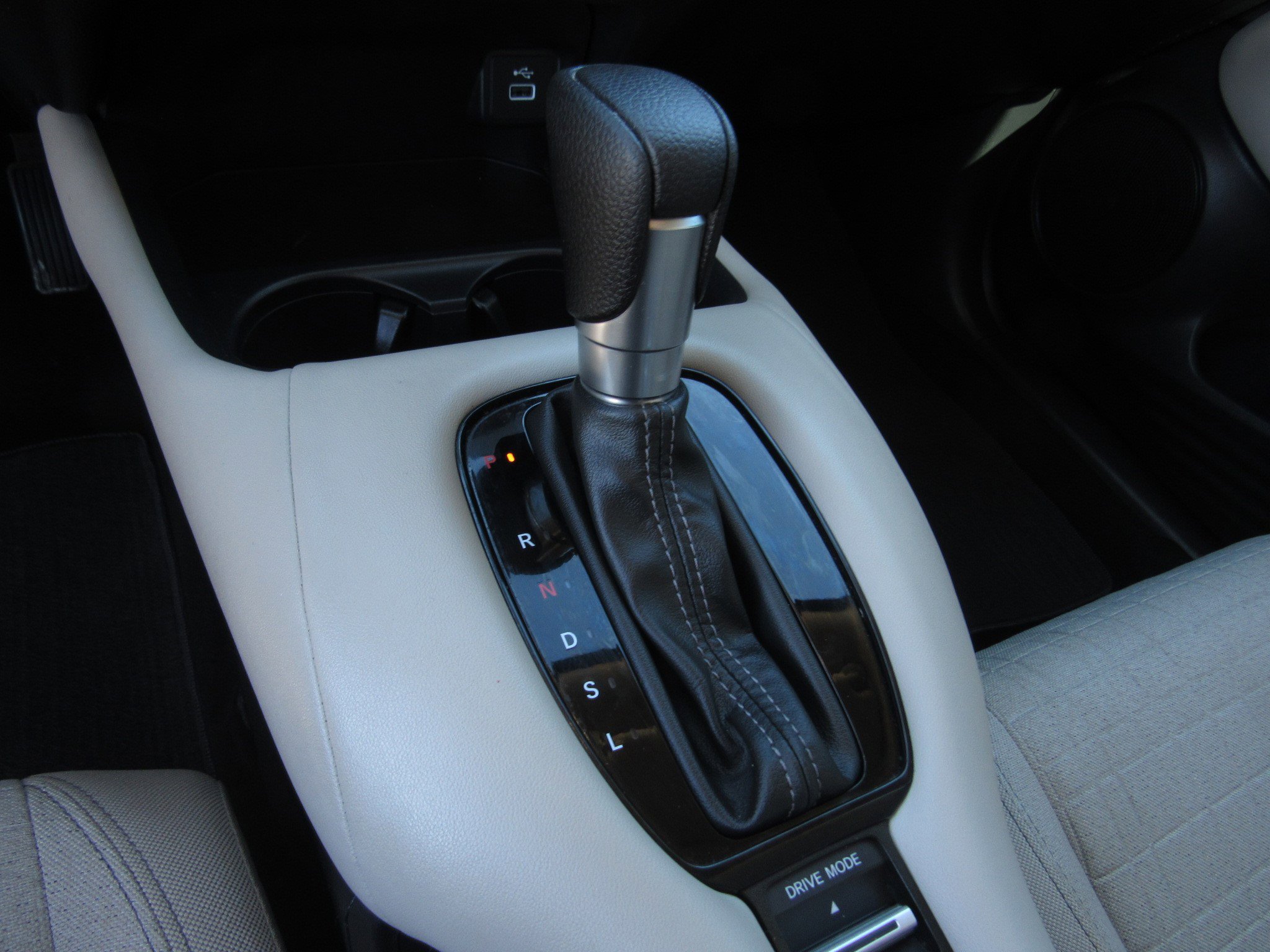 Certified 2024 Honda HR-V LX image 17