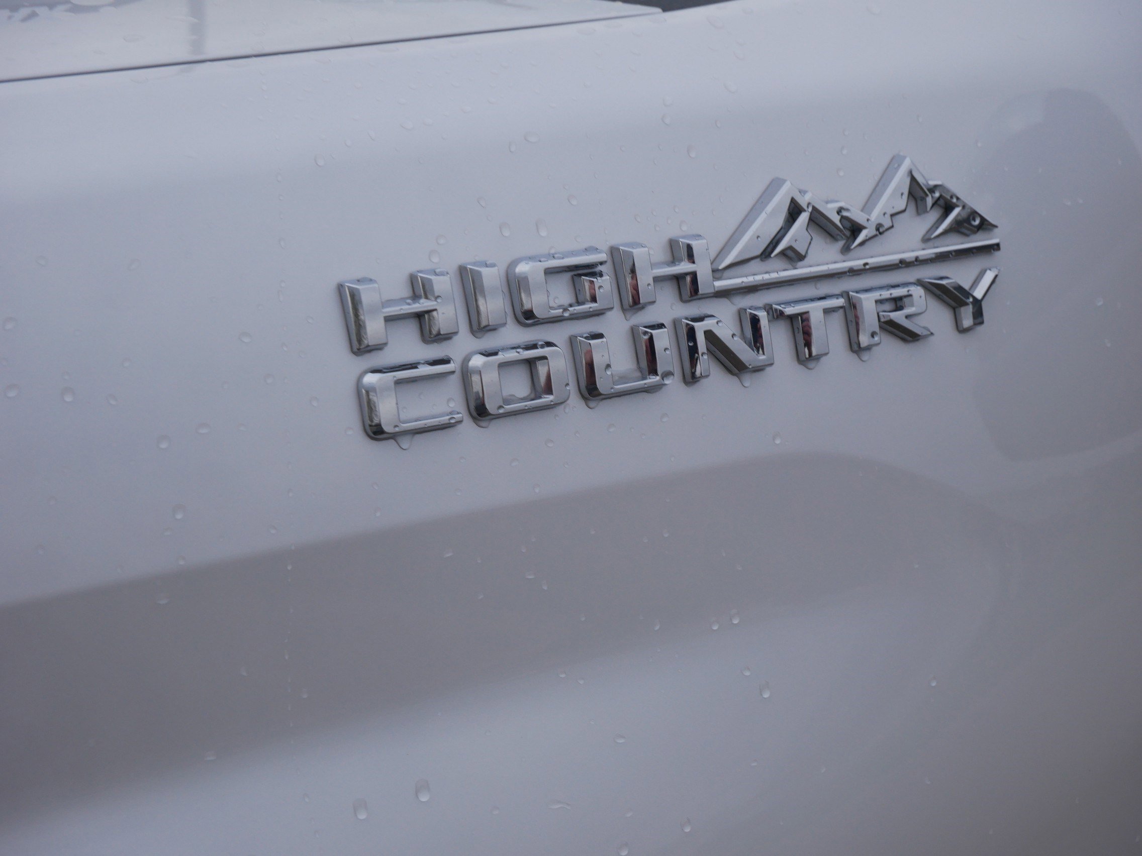 Used 2025 Chevrolet Silverado 3500 High Country w/ Technology Package AWD/4WD image 16