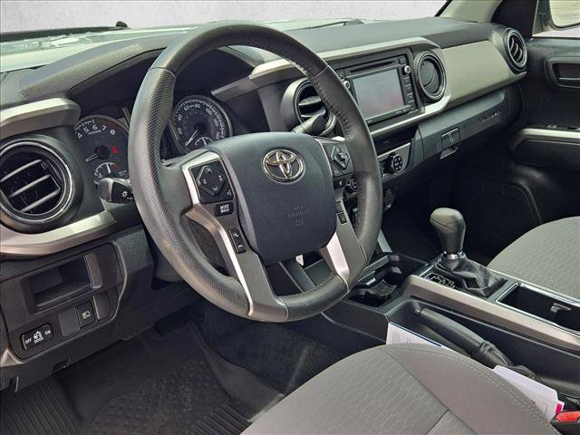 Used 2019 Toyota Tacoma SR5 AWD/4WD image 10