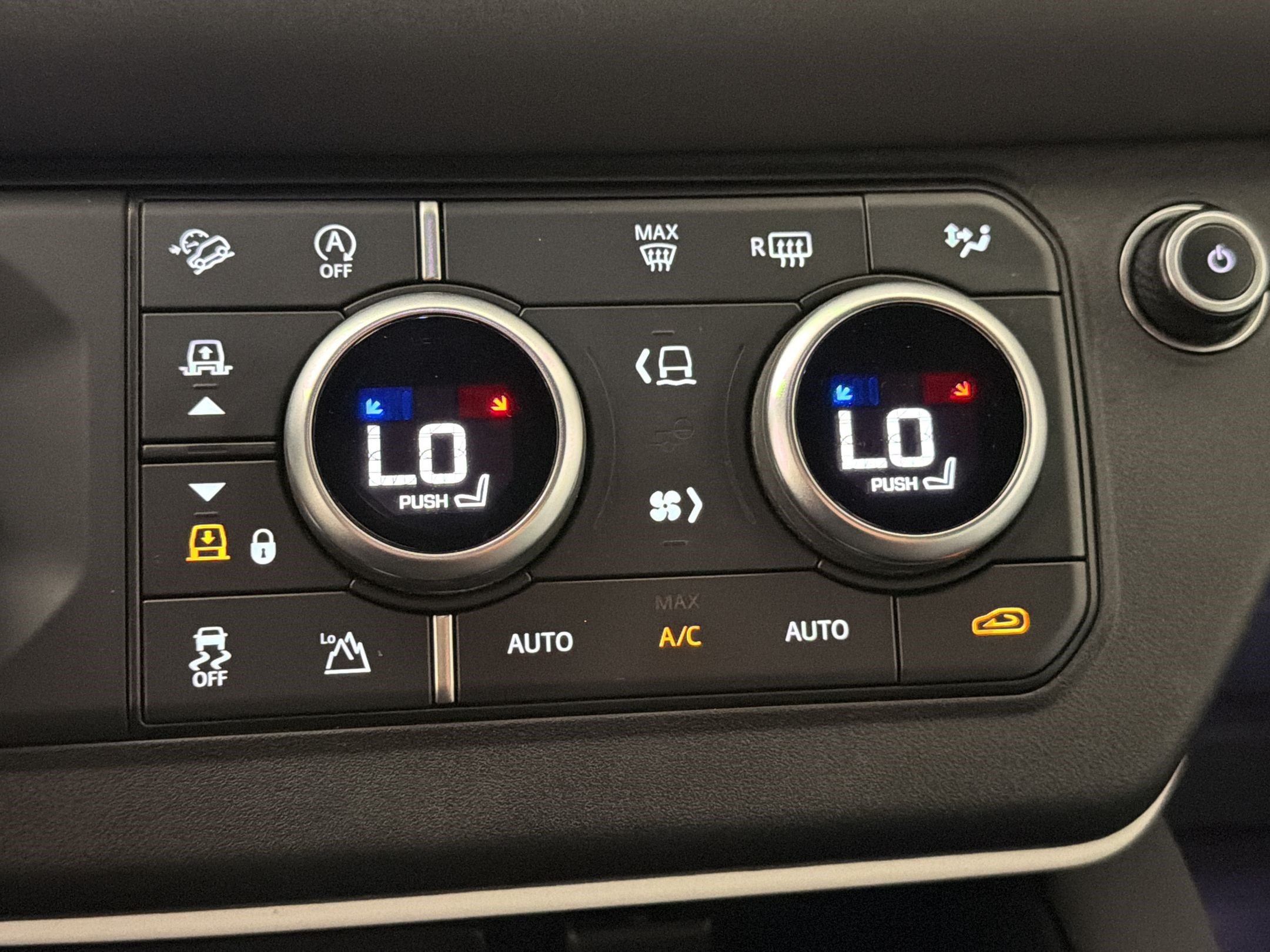 Used 2023 Land Rover Defender 110 S AWD/4WD image 16
