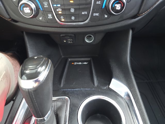 Used 2020 Chevrolet Traverse Premier AWD/4WD image 21