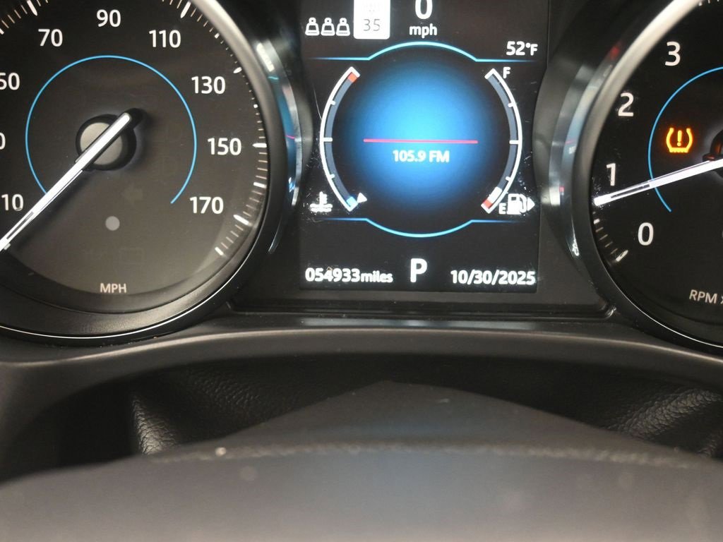 Used 2020 Jaguar F-PACE S image 13