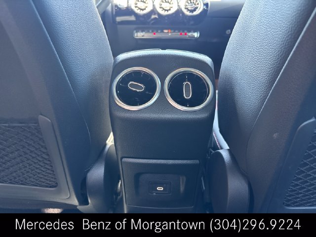 Used 2025 Mercedes-Benz CLA 250 4MATIC image 18
