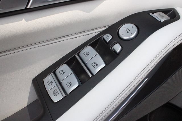 Used 2023 BMW X7 xDrive40i w/ Executive Package AWD/4WD image 18