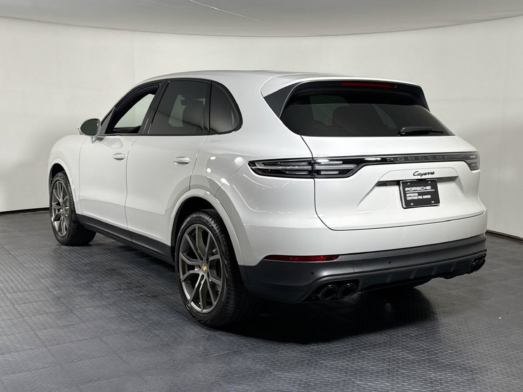 Certified 2023 Porsche Cayenne AWD/4WD image 3