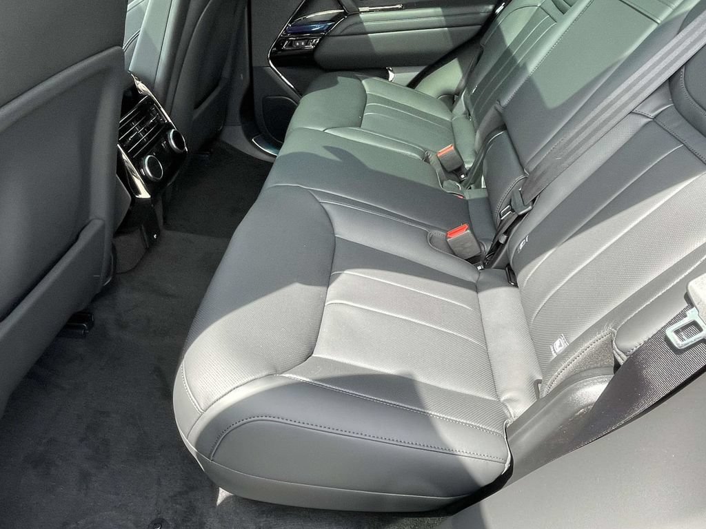 New 2026 Land Rover Range Rover Sport Dynamic SE AWD/4WD image 16