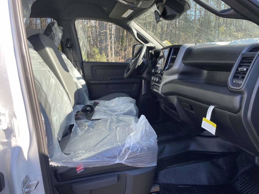 New 2026 RAM 5500 Tradesman w/ Chrome Appearance Group image 15