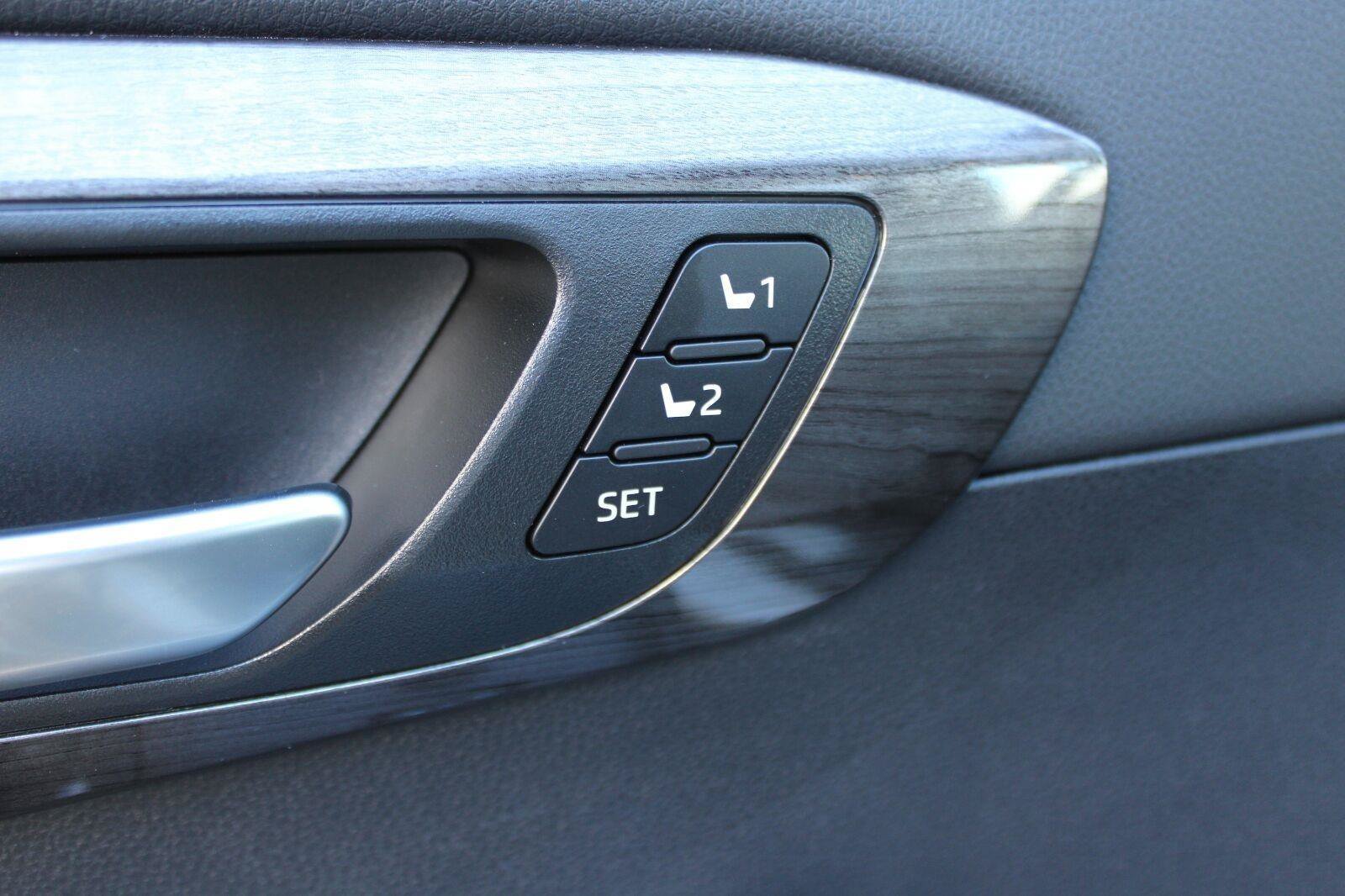 Used 2026 Toyota Highlander Platinum AWD/4WD image 53