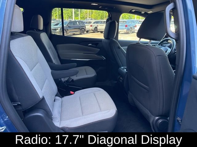 Used 2024 Chevrolet Traverse LT image 7
