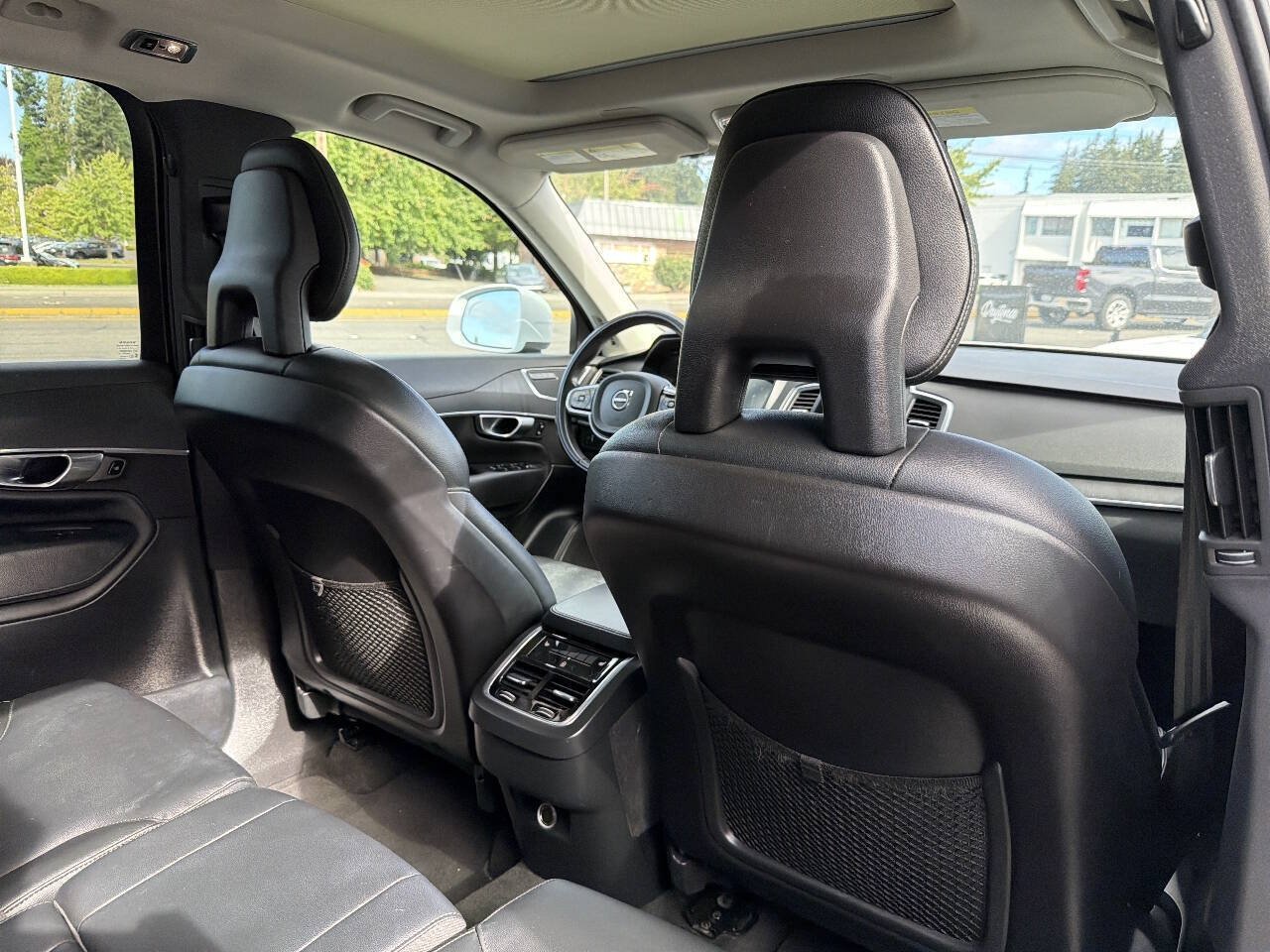 Used 2020 Volvo XC90 T5 Momentum AWD/4WD image 25