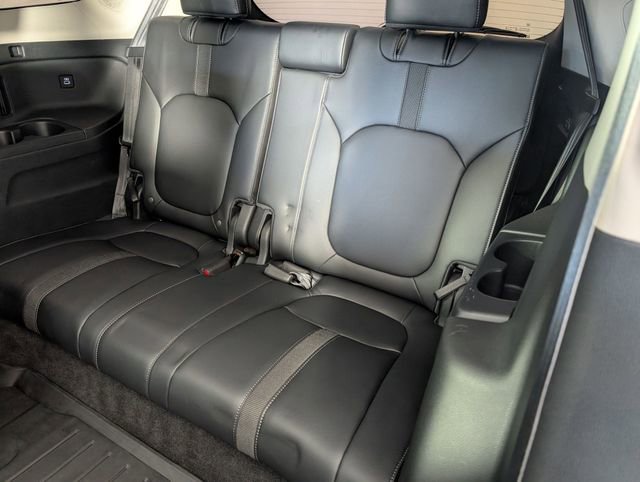 Used 2023 Honda Pilot Touring image 30