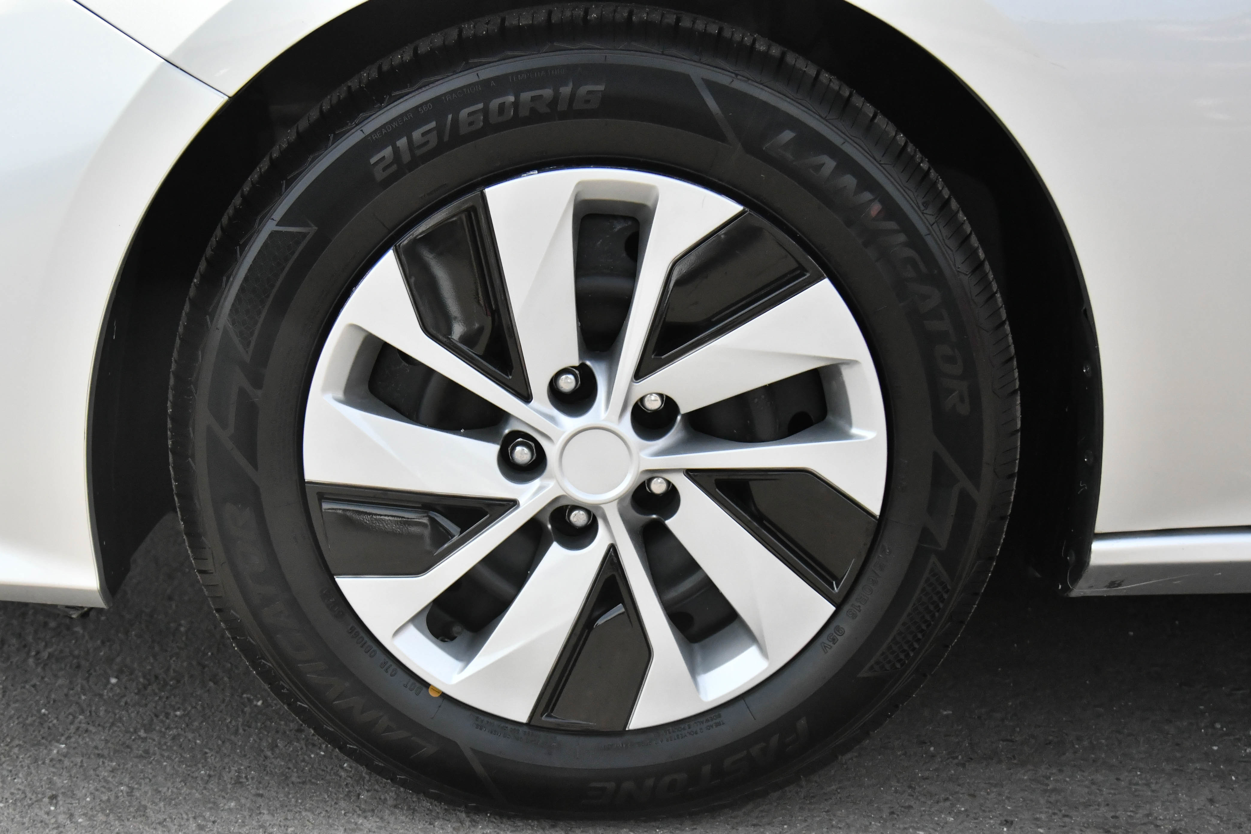 Used 2020 Nissan Altima 2.5 S FWD image 12
