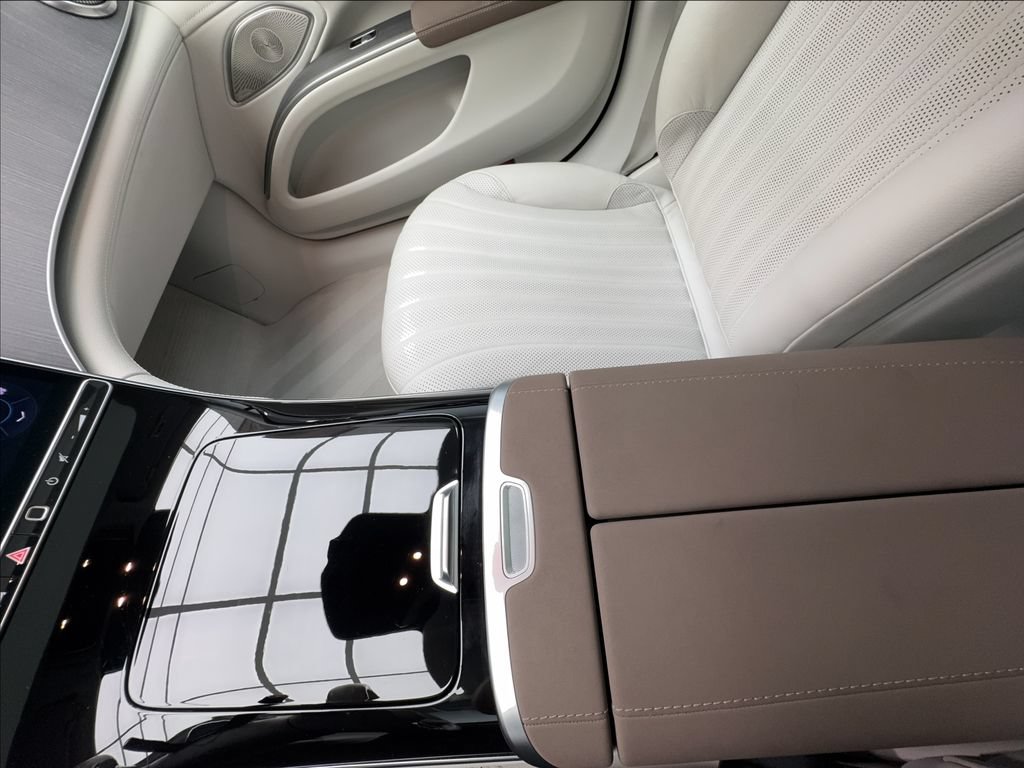 Used 2022 Mercedes-Benz EQS 450+ Sedan image 48