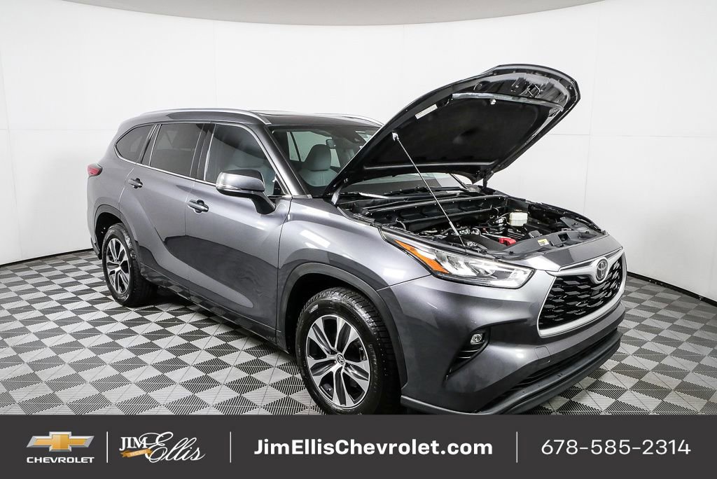 Used 2020 Toyota Highlander XLE image 36