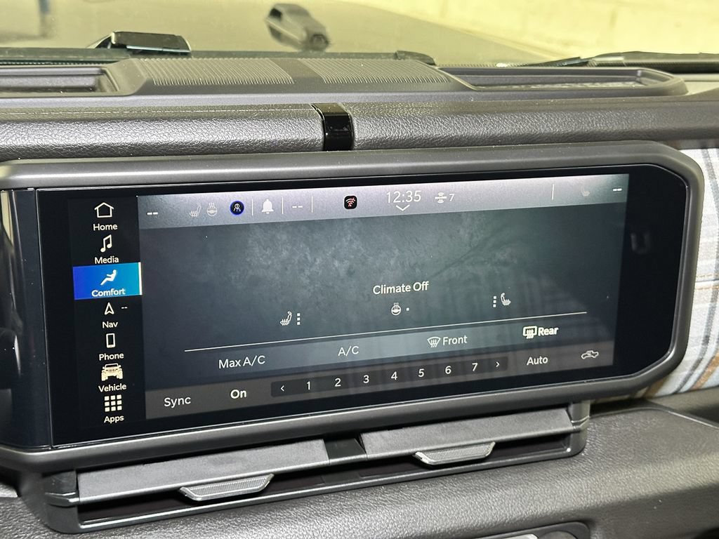 New 2026 Jeep Gladiator Sport AWD/4WD image 25