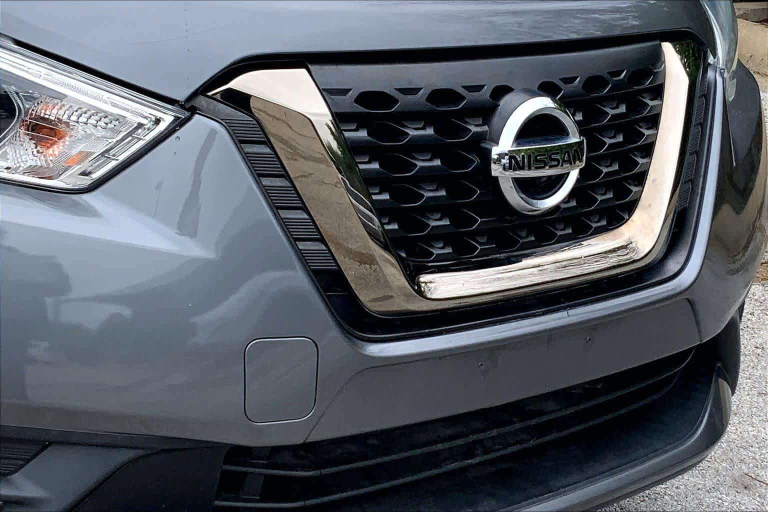 Used 2019 Nissan Kicks SR image 26