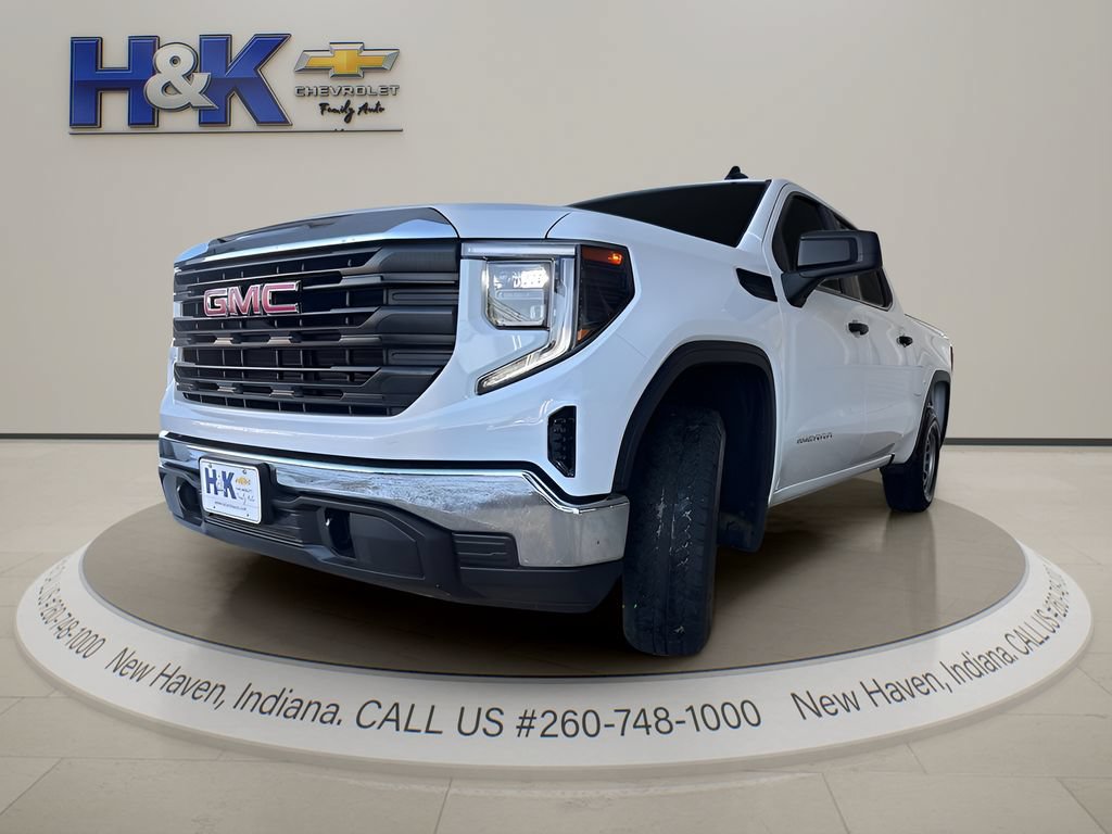 Used 2025 GMC Sierra 1500 Pro w/ Pro Value Package AWD/4WD image 4