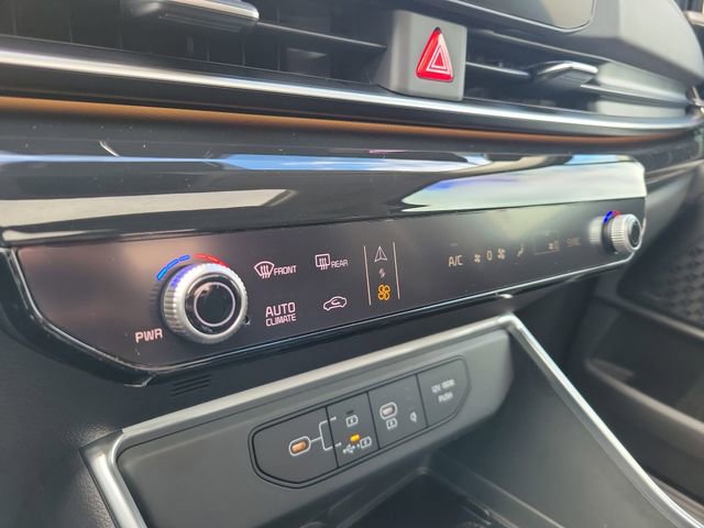 New 2026 Kia Carnival SX Prestige FWD image 28