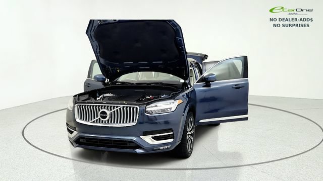 Used 2024 Volvo XC90 B5 Core AWD/4WD image 13