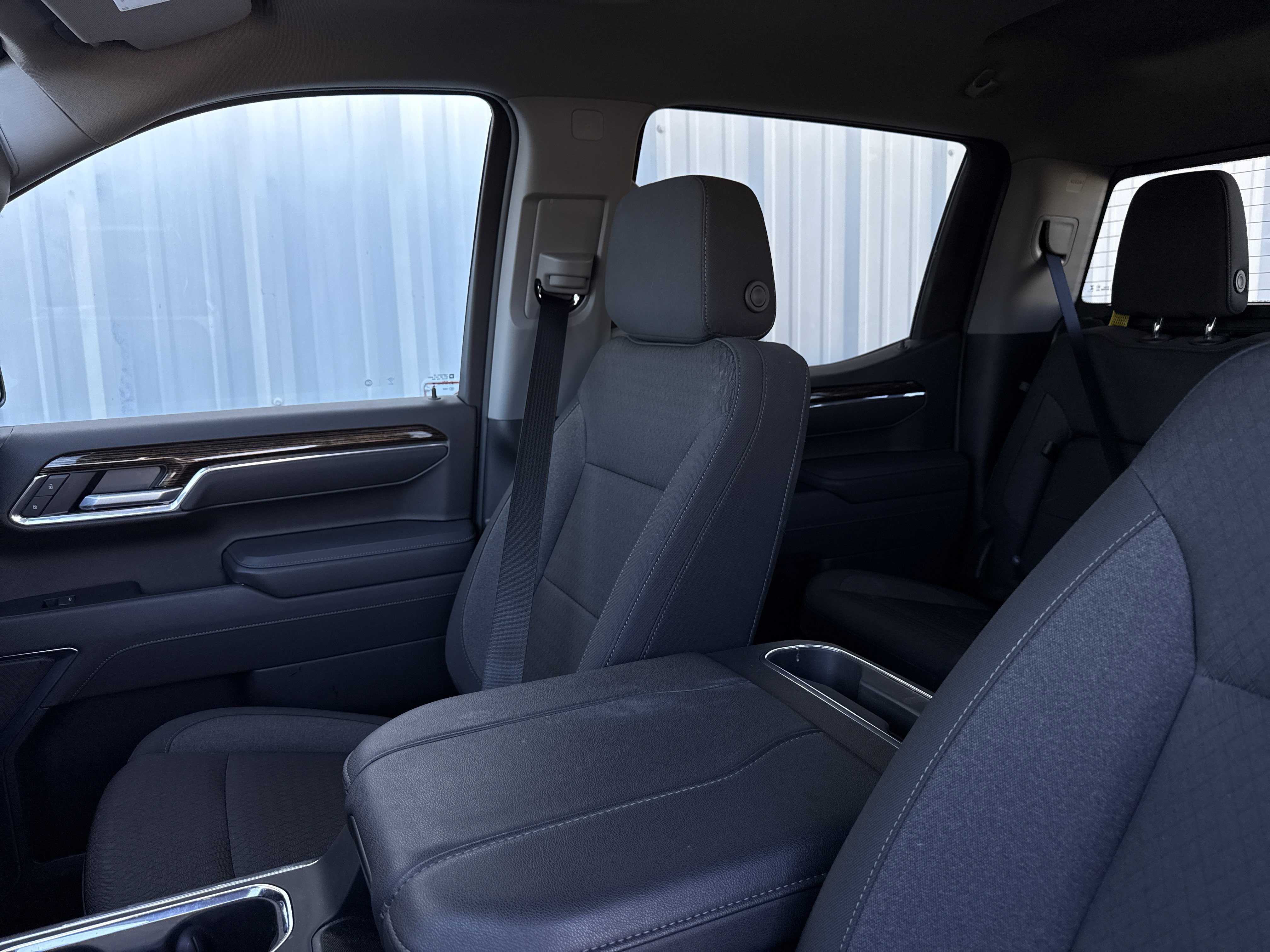 Used 2025 GMC Sierra 1500 Elevation image 22