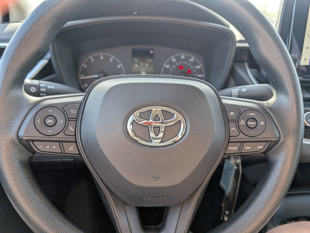 Used 2023 Toyota Corolla LE image 22
