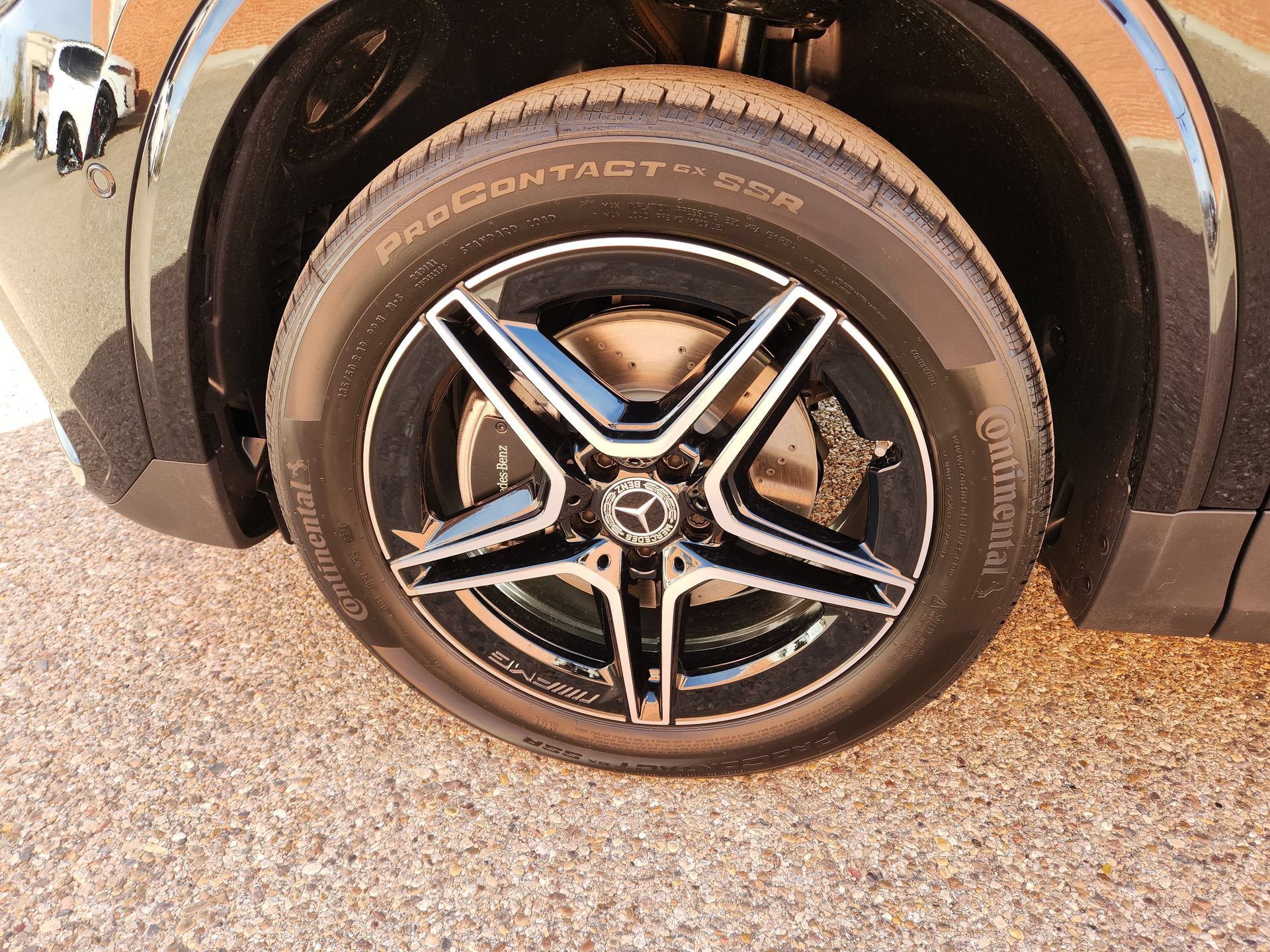 New 2025 Mercedes-Benz GLA 250 4MATIC image 11