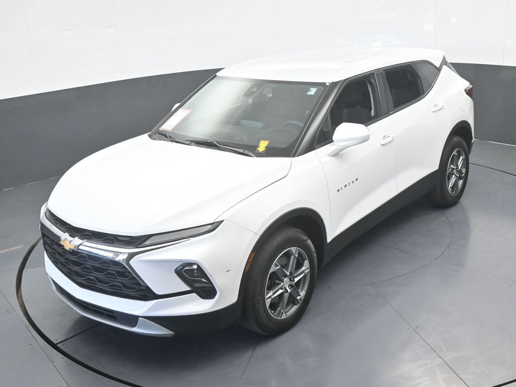 Used 2024 Chevrolet Blazer LT image 43