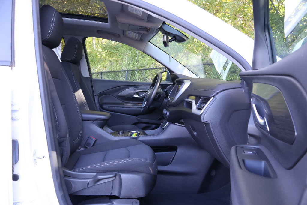 Certified 2023 GMC Terrain SLE w/ Driver Convenience Package FWD image 40