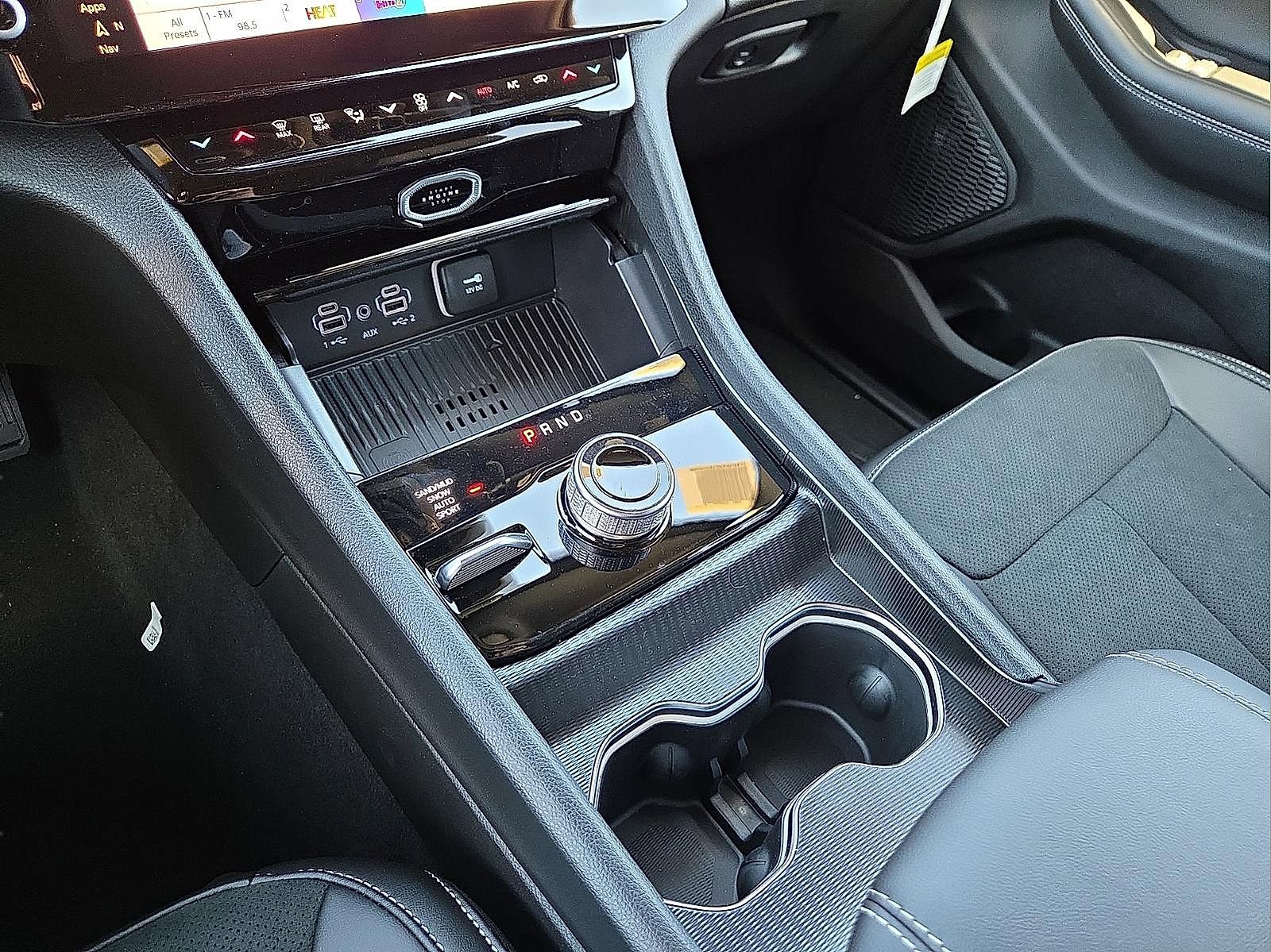 New 2026 Jeep Grand Cherokee L 4WD image 25